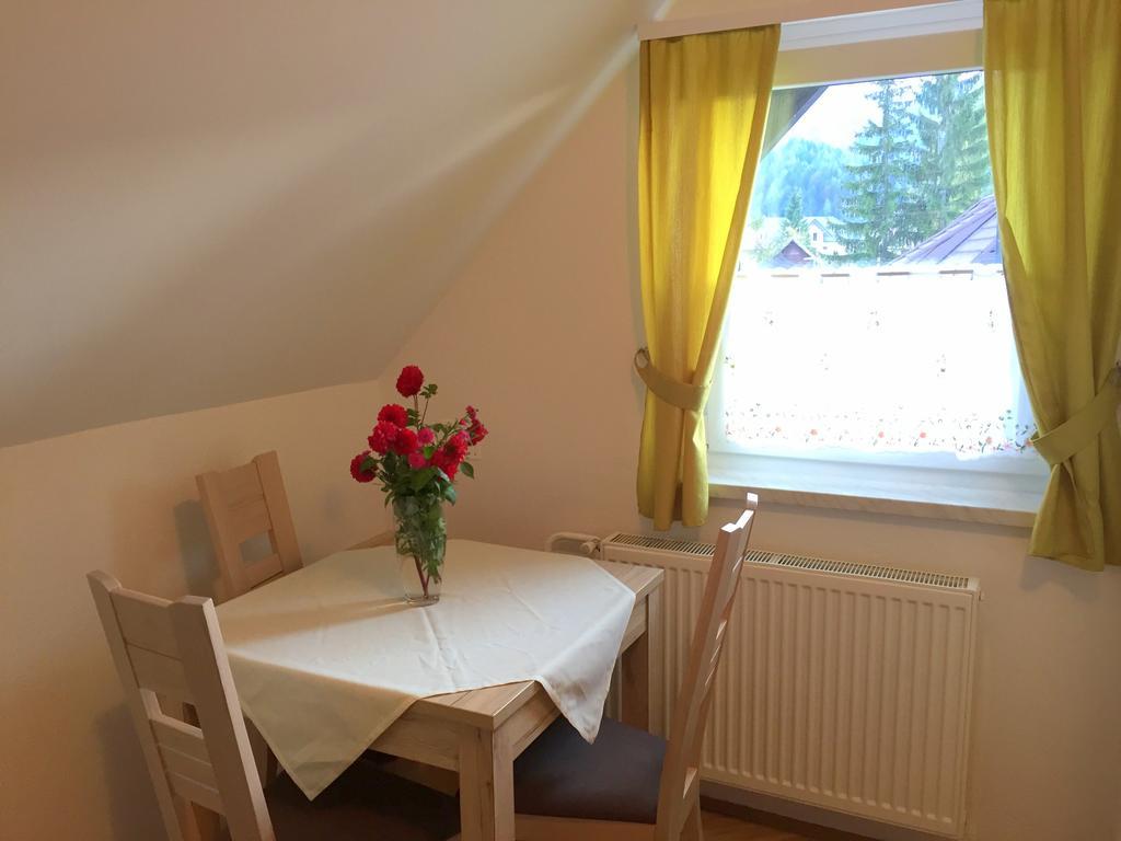 Apartmaji In Sobe Tina Kranjska Gora Esterno foto