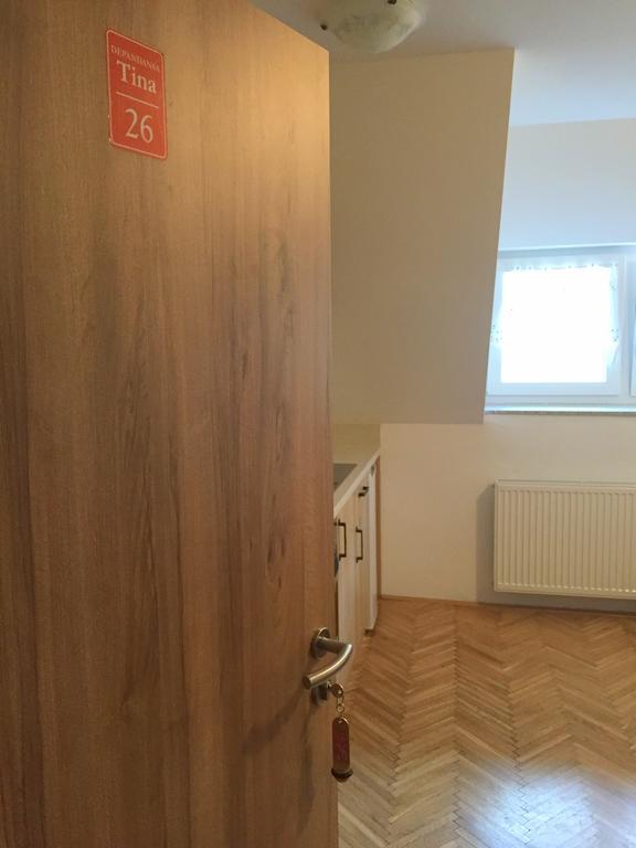 Apartmaji In Sobe Tina Kranjska Gora Esterno foto