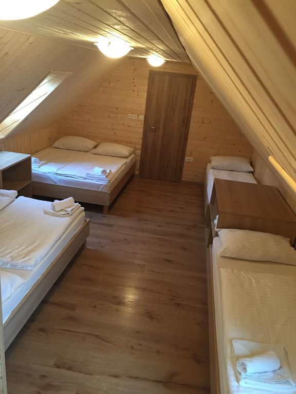 Apartmaji In Sobe Tina Kranjska Gora Esterno foto